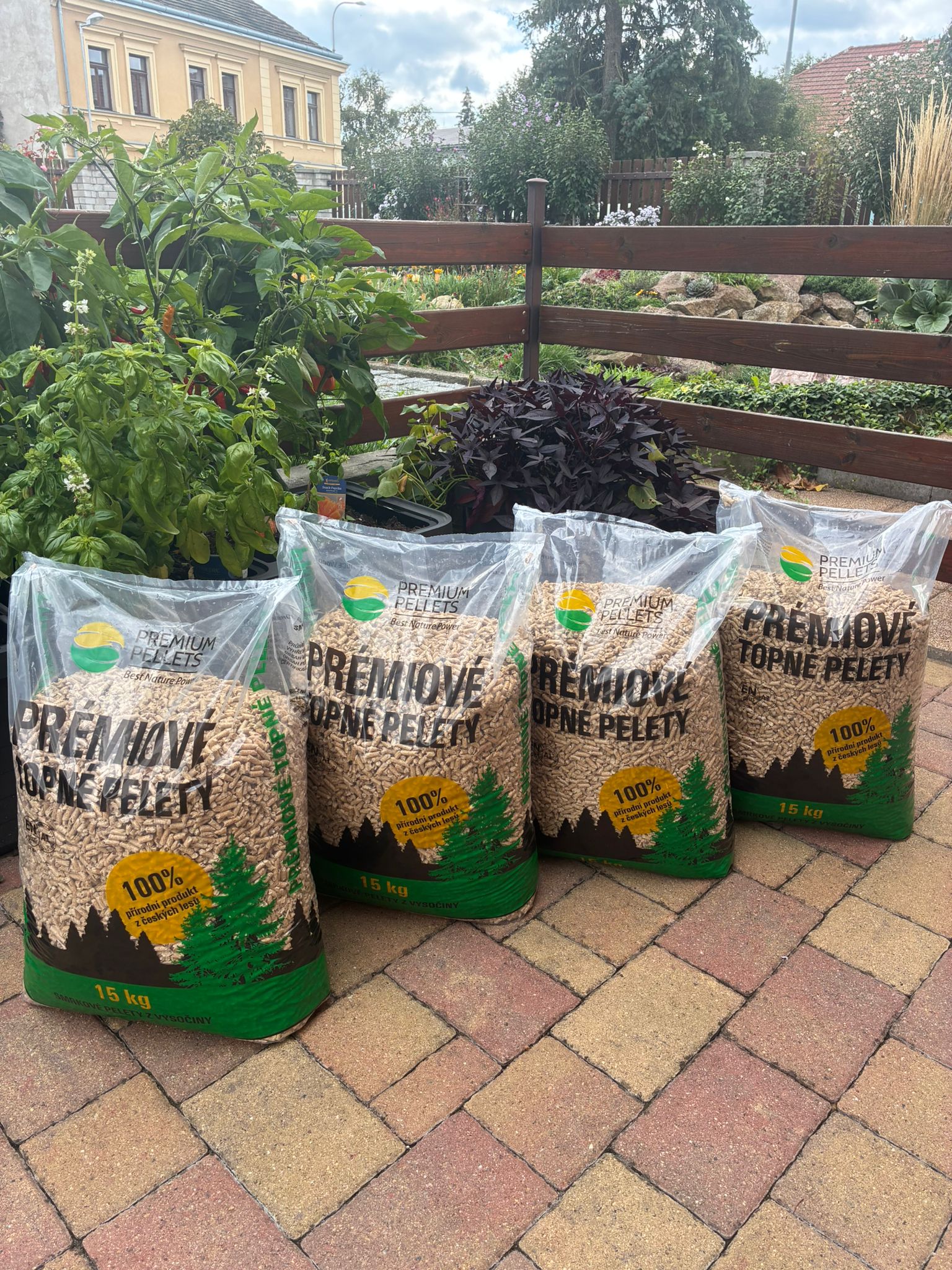 Detail topných pelet PREMIUM PELLETS