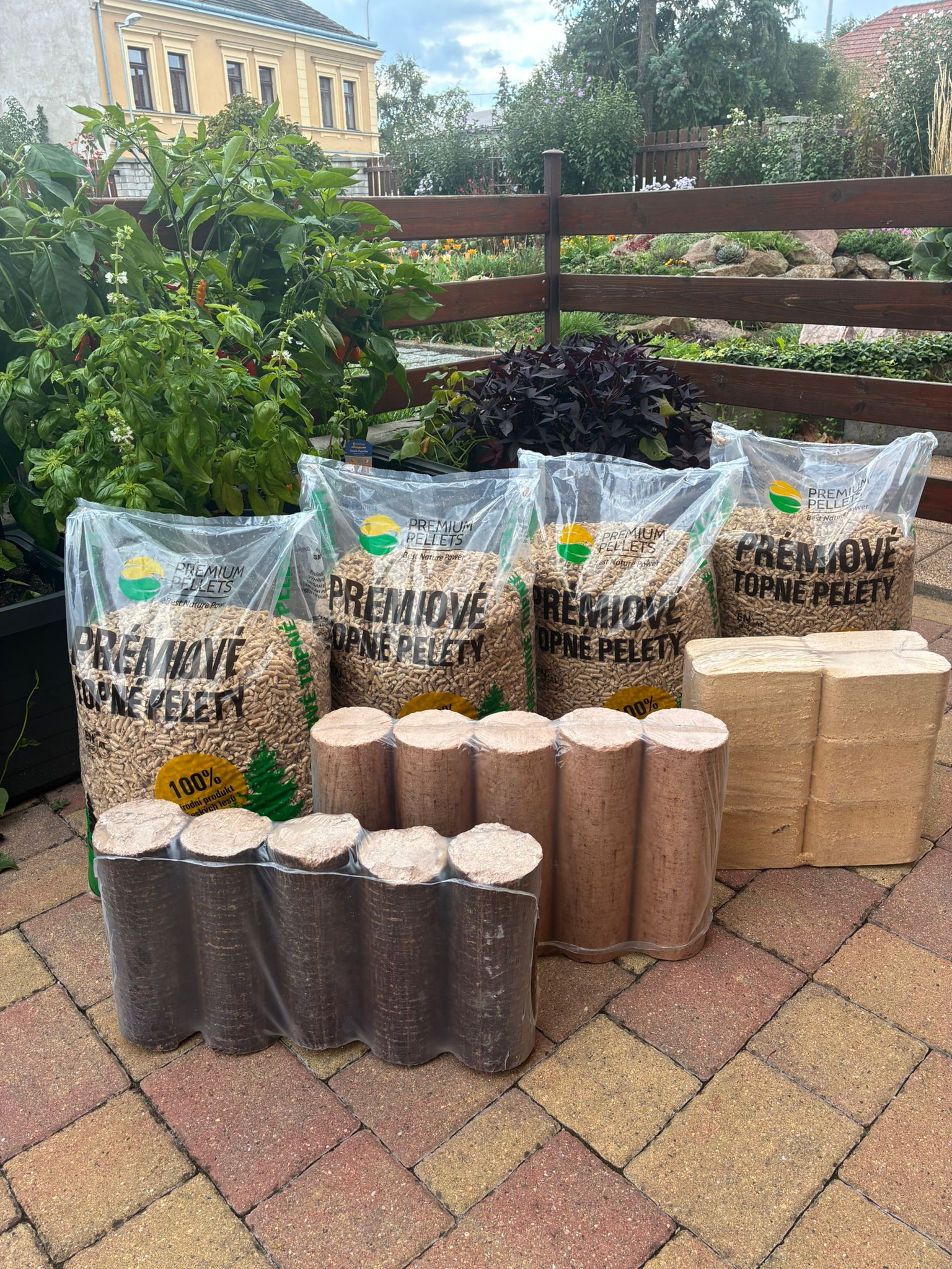 Topné pelety PREMIUM PELLETS 15 kg